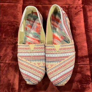 Size 10 Skechers Bob’s slip ons